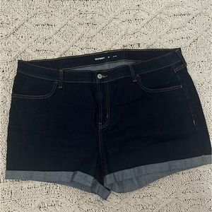 Old navy boyfriend shorts